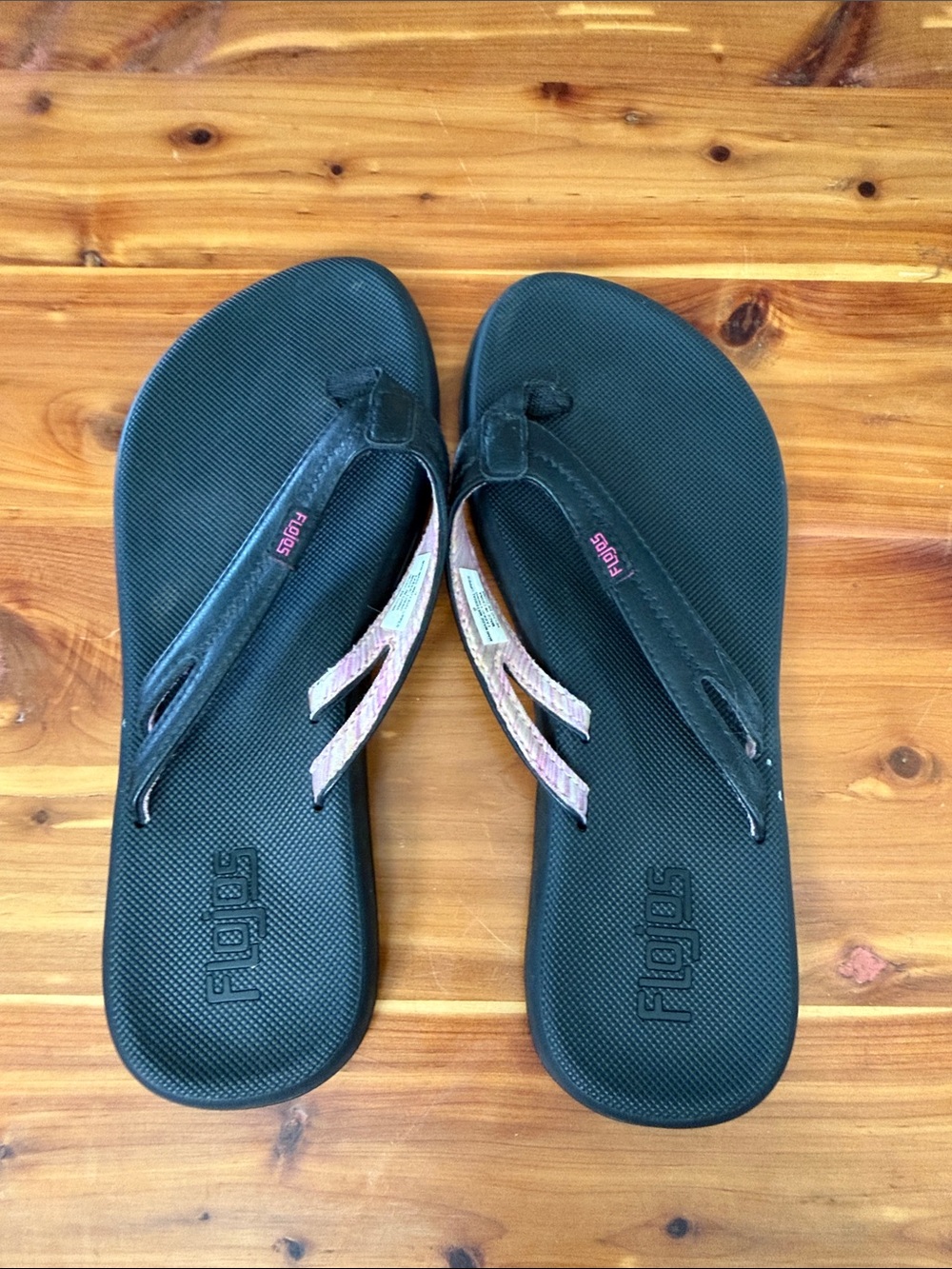 Flojos Women's Black Flip Flops with Light Pink Straps